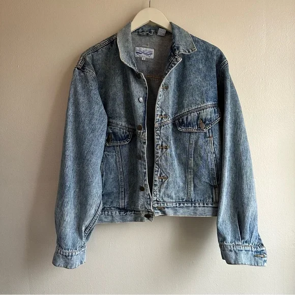 Denim jacket - Picture 2 of 4